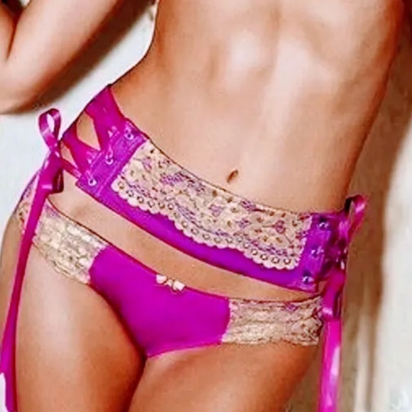 XS/S Victoria’s Secret Very Sexy Waist Cincher Belt Corset - Picture 2 of 10